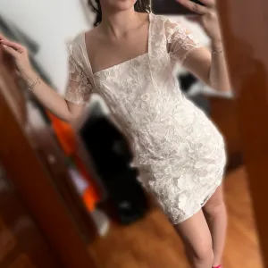 Svečana bela haljina