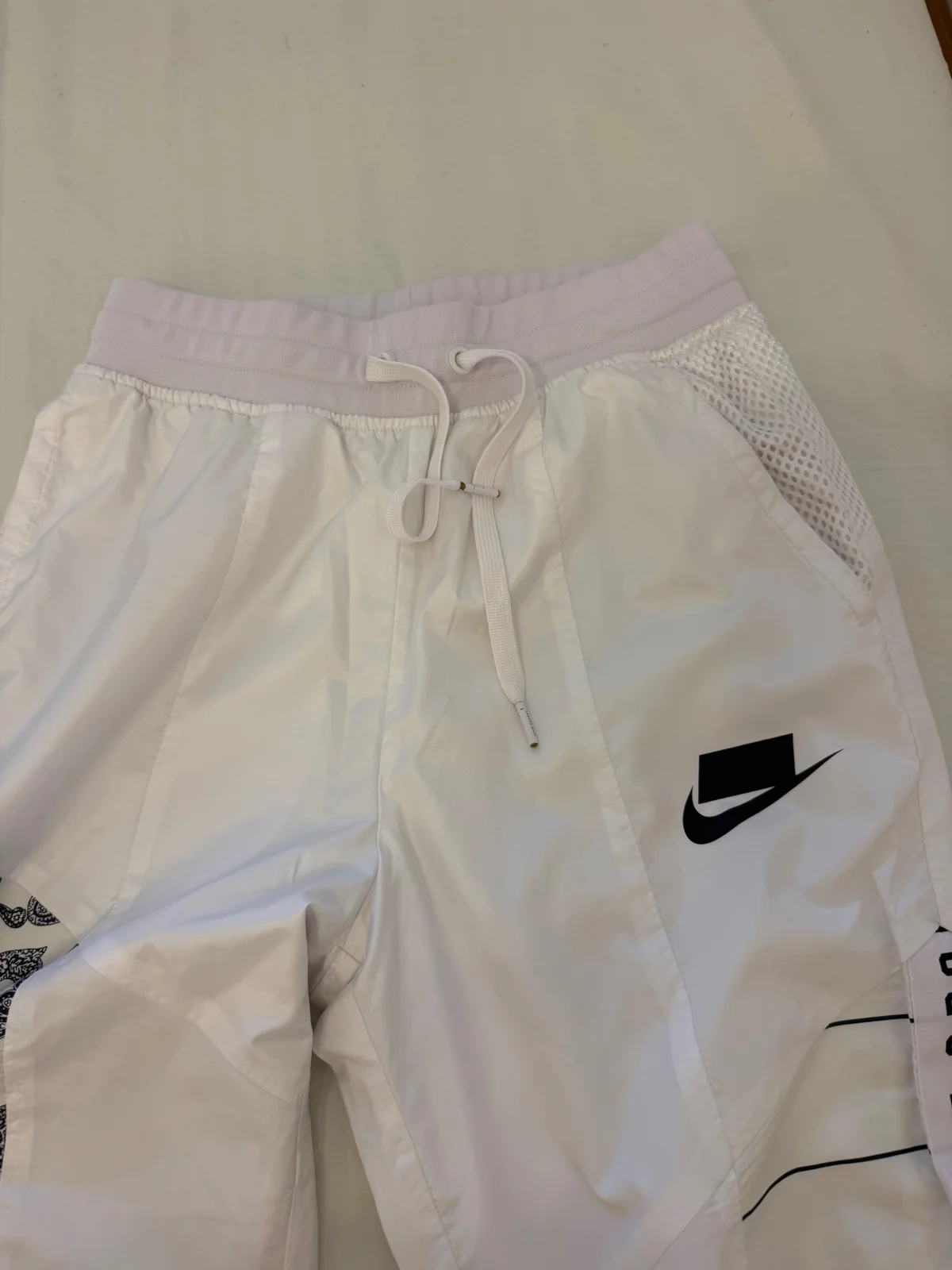 Nike trenerka XS