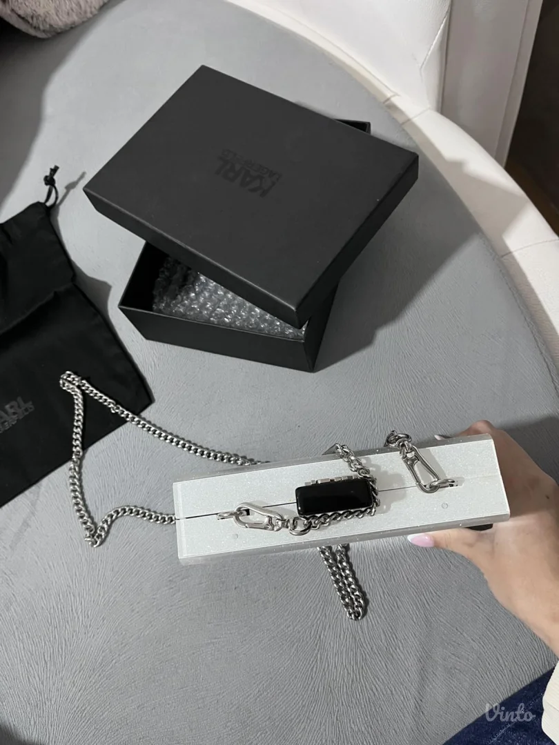 Karl lagerfeld torbica