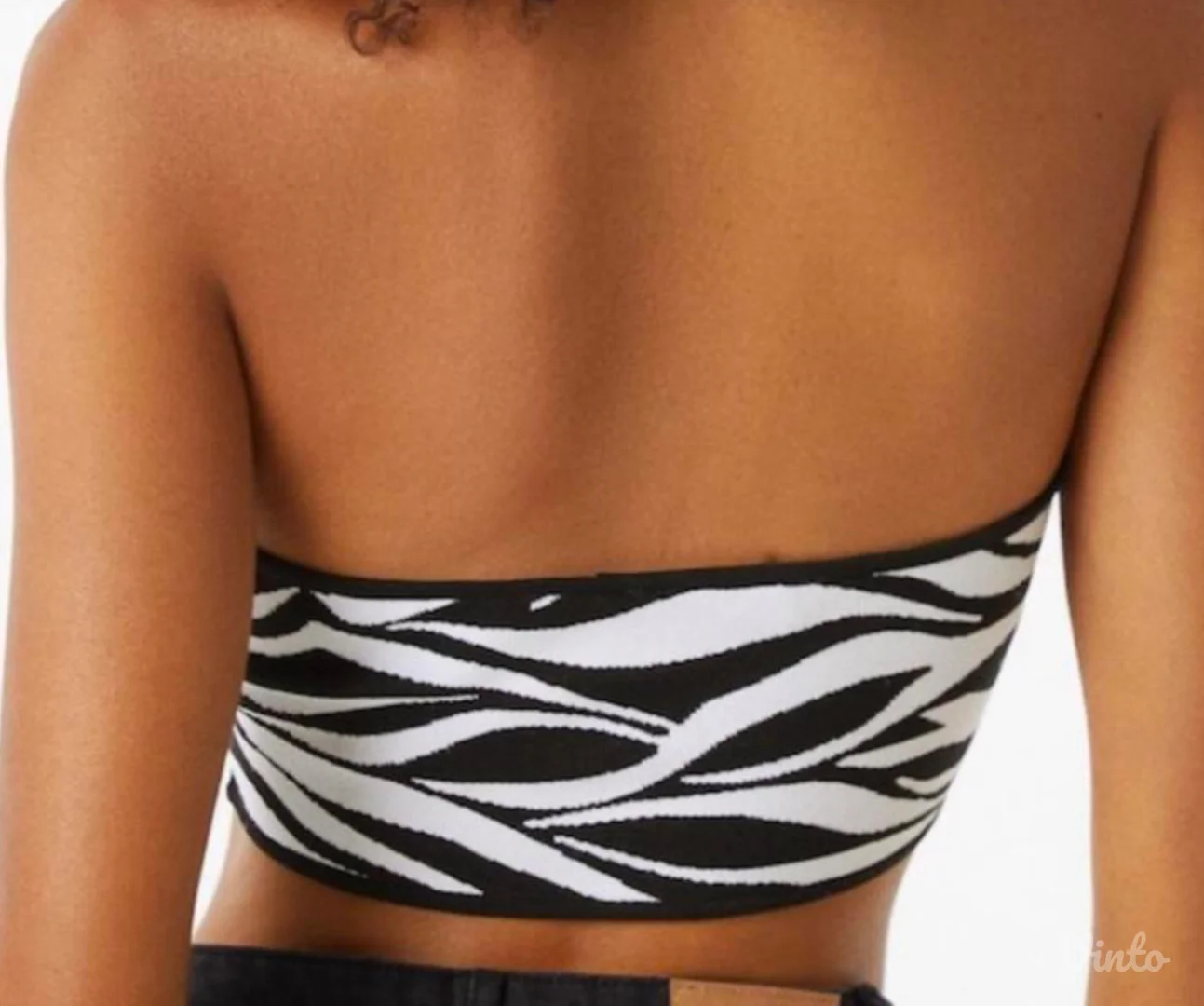 Stradivarius top NOVO