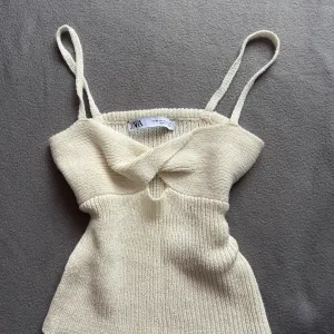 Zara top