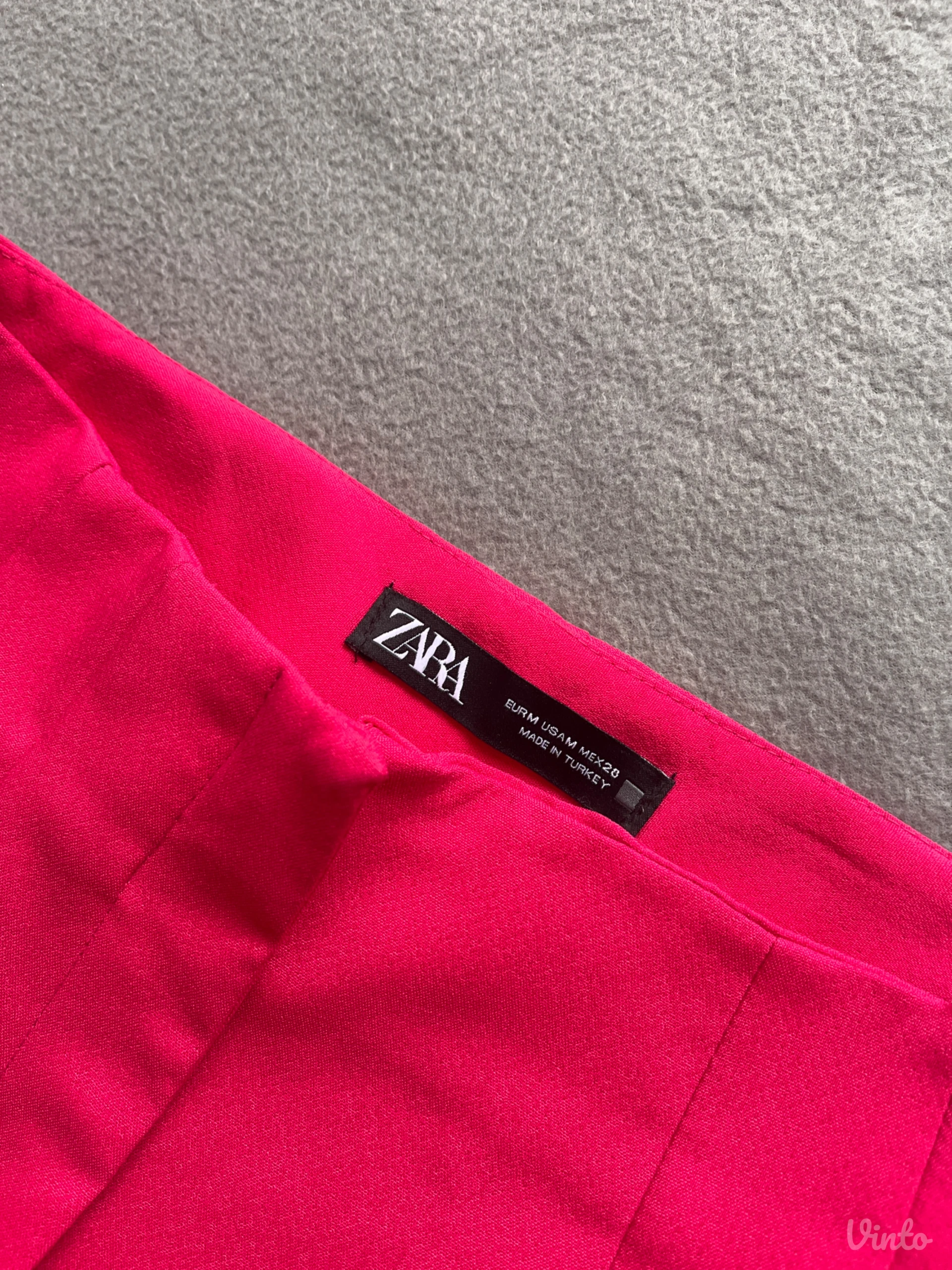 Zara-pantalone
