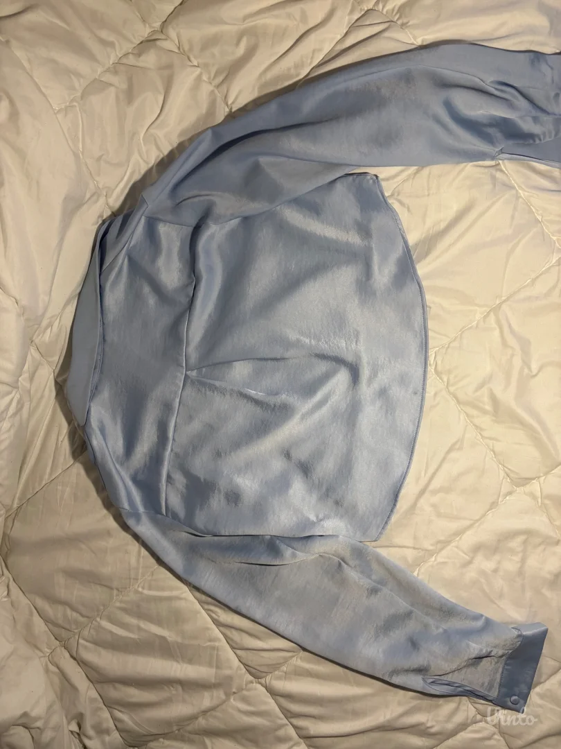 zara satenska kosulja