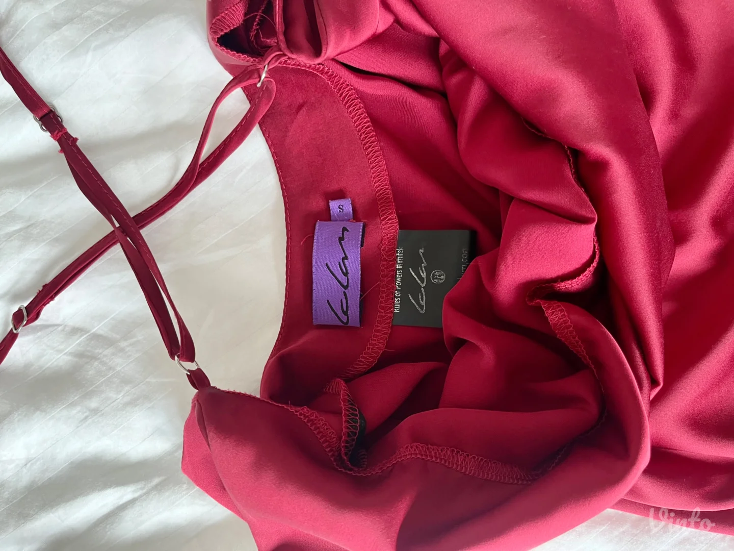 bordo satenska slip haljina