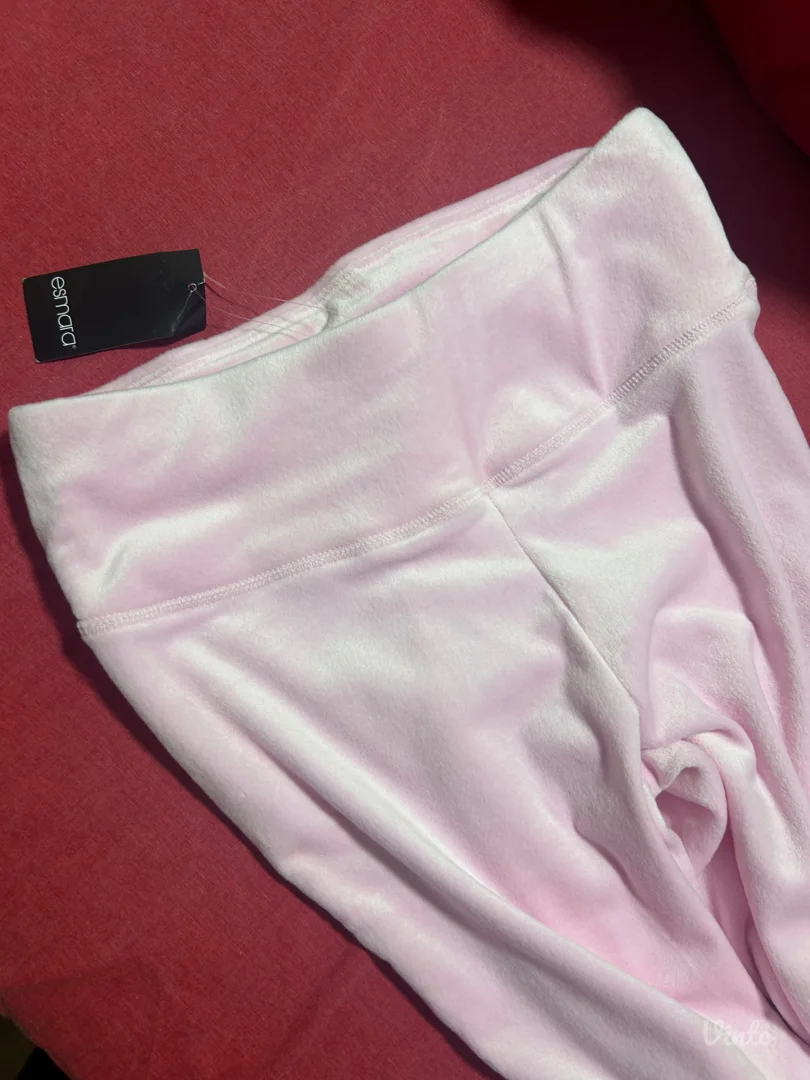 Zenska Pliš trenerka