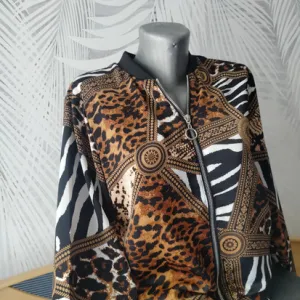house animal print jakna