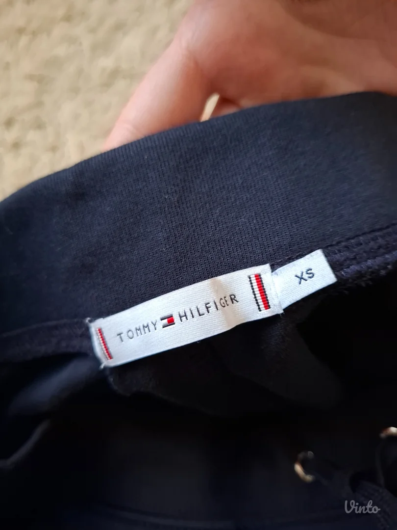 Original tommy hilfiger trenerka