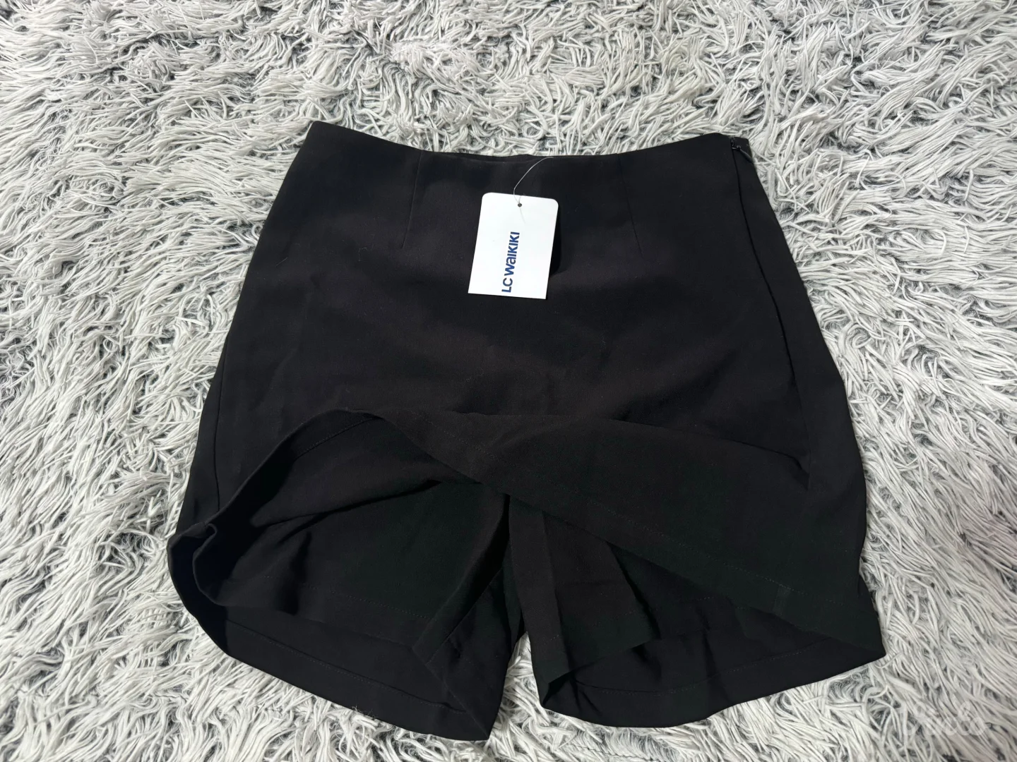 Šorc suknja (skort) NOVO