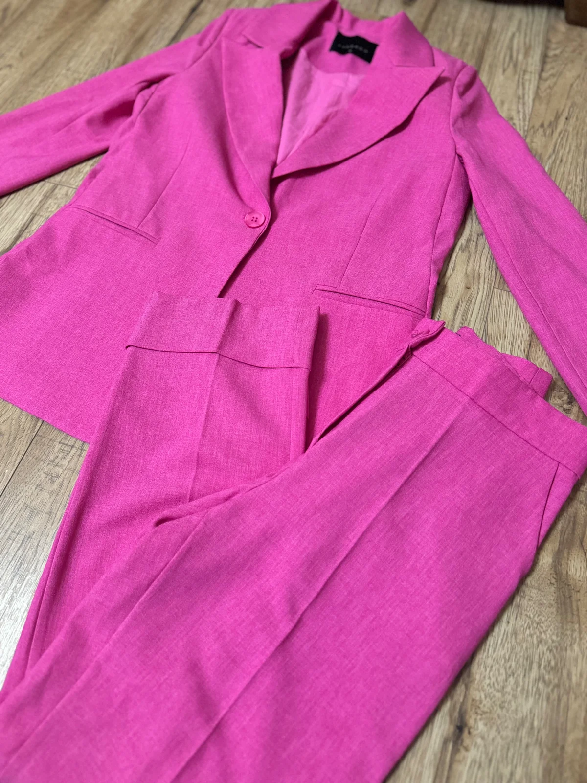 Komplet (sako i pantalone) JEDNOM NOŠENO