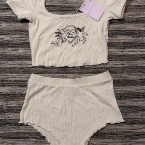 Nova pidzama od viskoze - Bershka