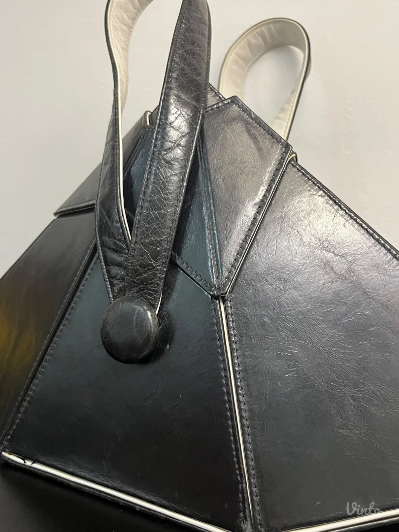 OWA by Bernd Michael Ostwald – LIMITIRANA 2/12, nova dizajnerska kožna torba (APLF Award)