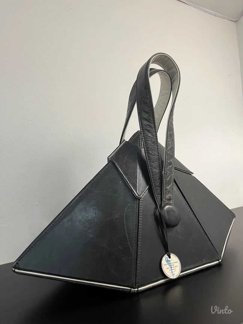 OWA by Bernd Michael Ostwald – LIMITIRANA 2/12, nova dizajnerska kožna torba (APLF Award)