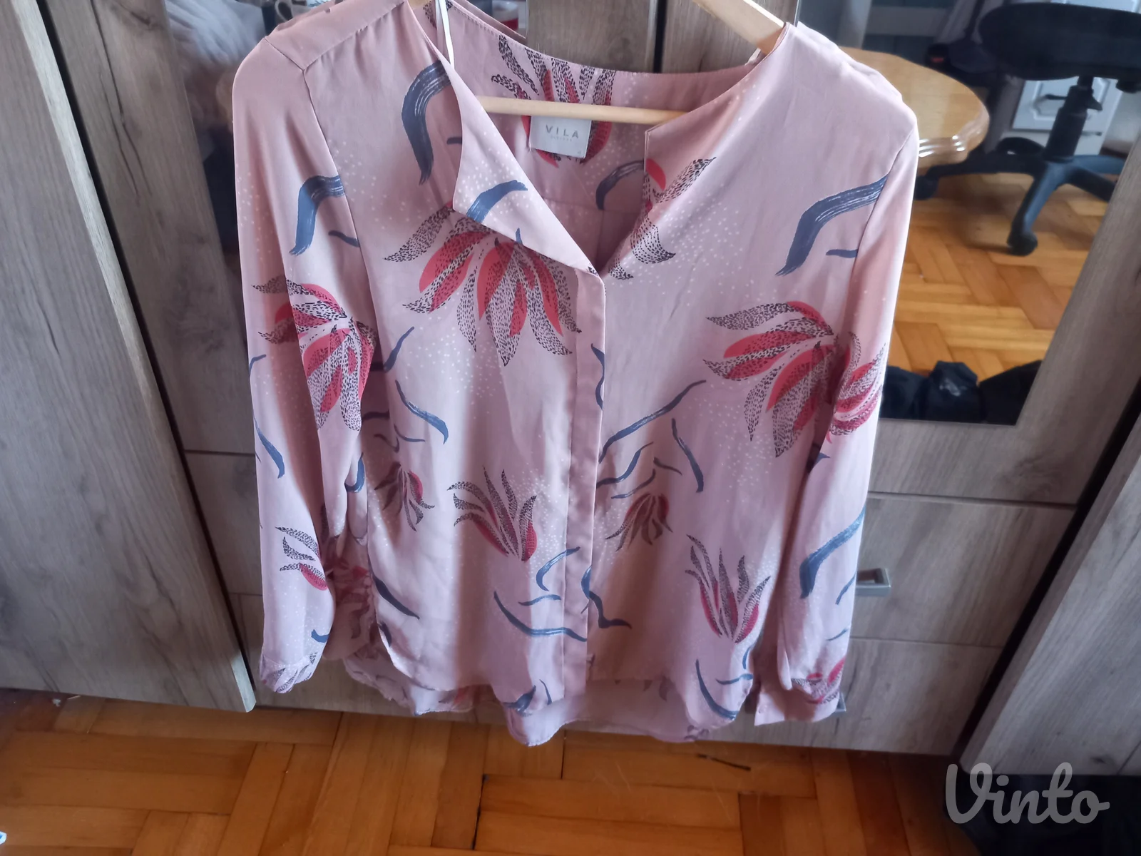 VILA nežna cvetna košulja / bluza