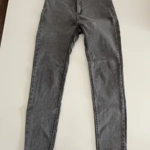 Farmerke-Pull & Bear