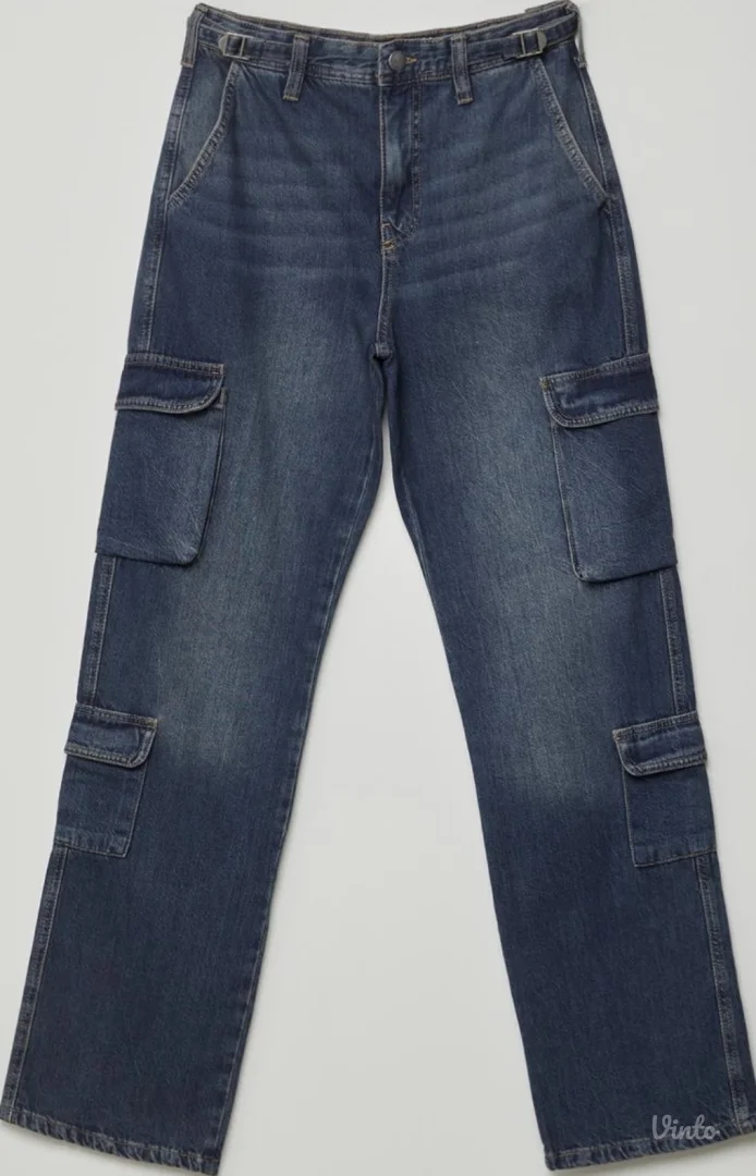 Stradivarius cargo jeans 💙