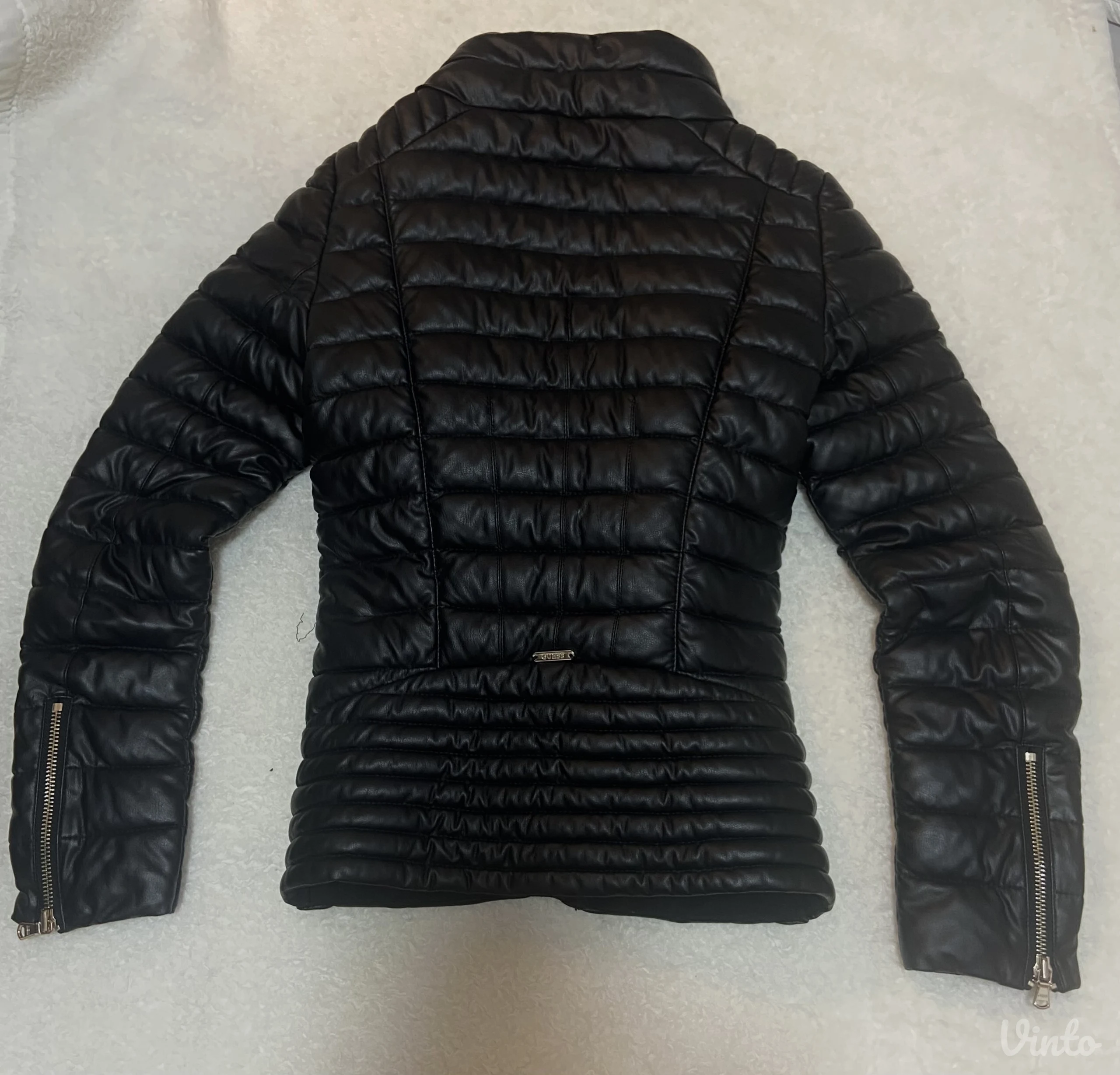 GUESS original crna uska jakna / XS
