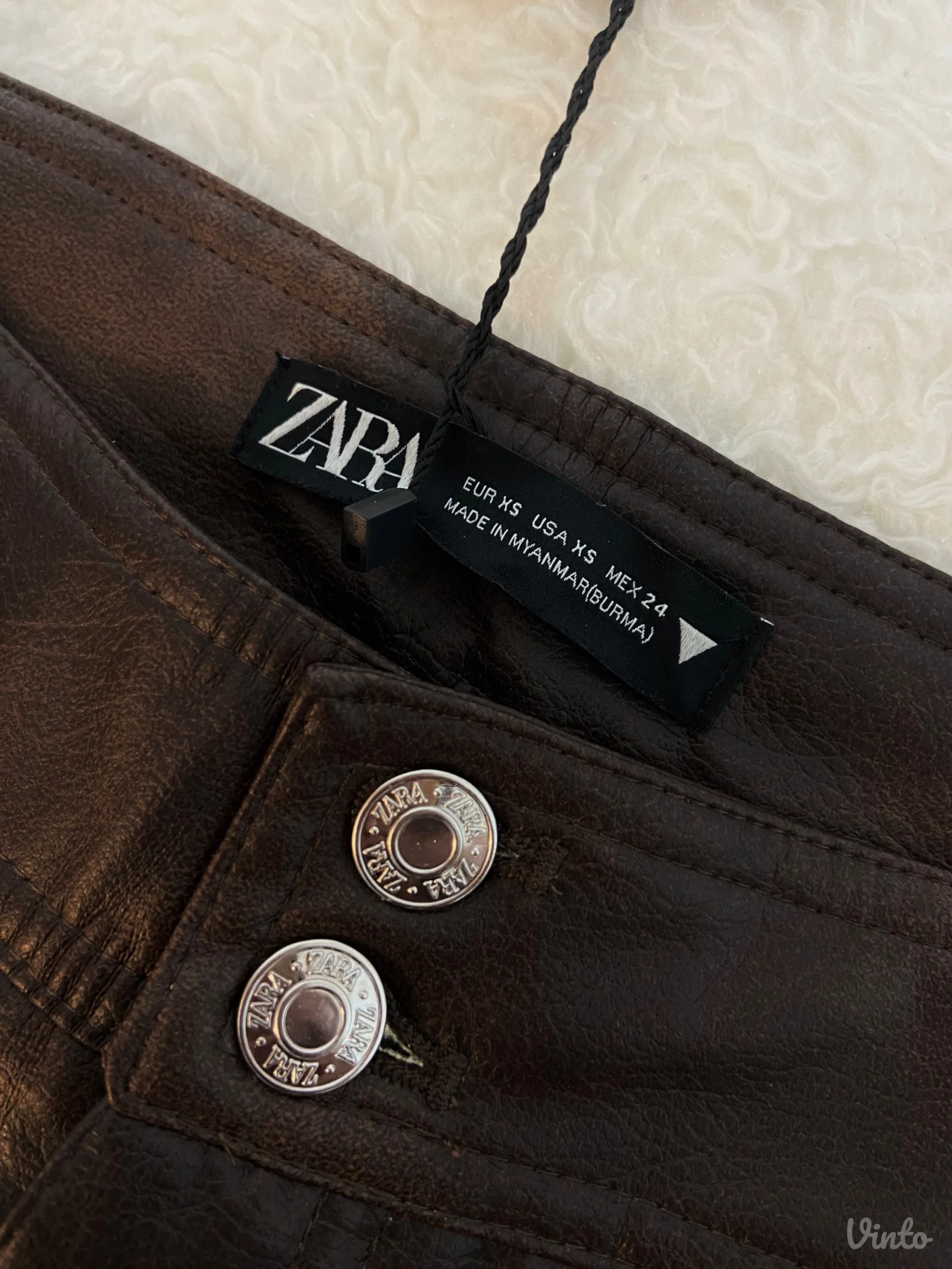 ZARA kozne pantalone / nove sa etiketom / XS