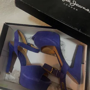 Pepe Jeans teget štikle / 39