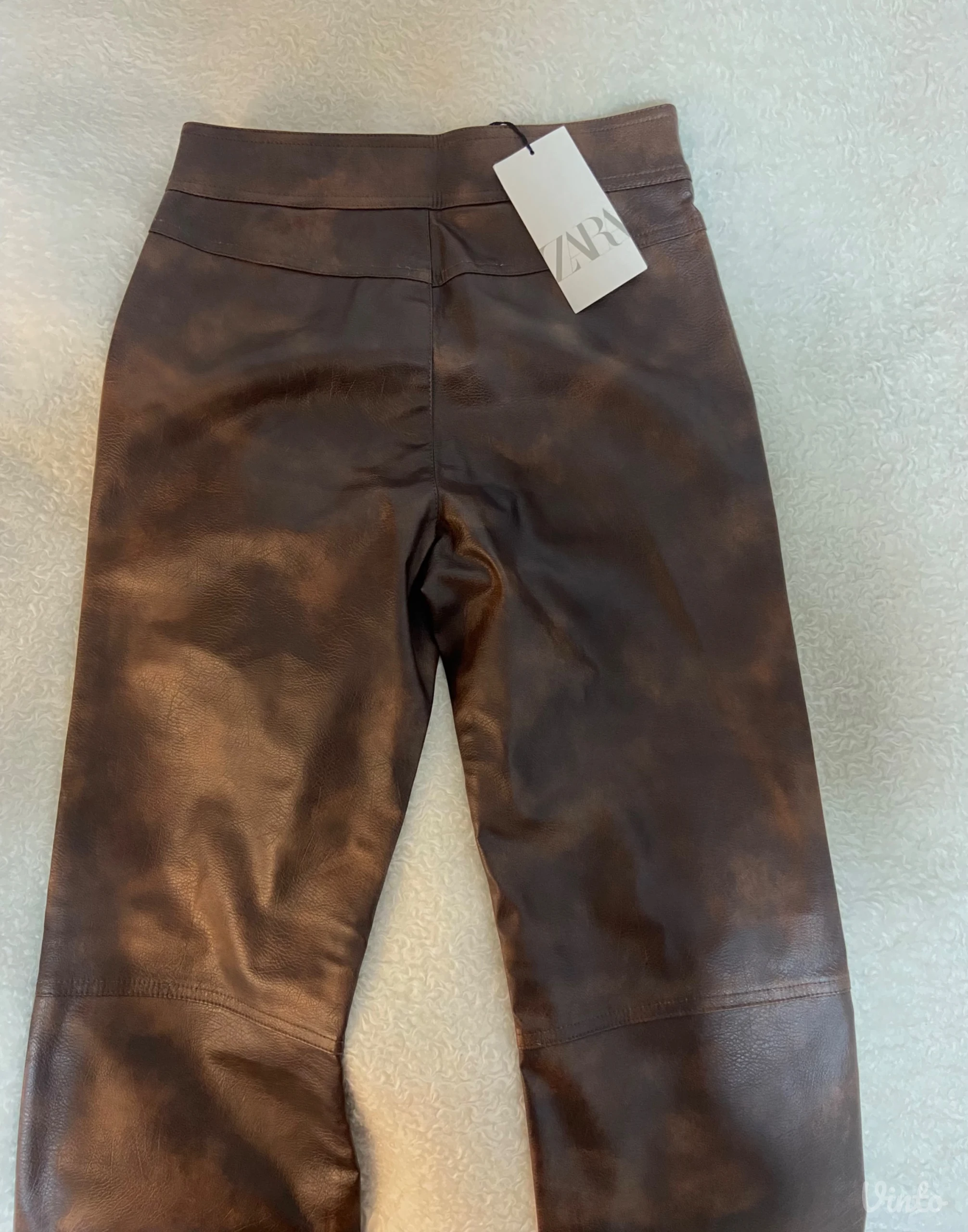 ZARA kozne pantalone / nove sa etiketom / XS