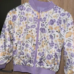 Prolećna jakna za devojčice