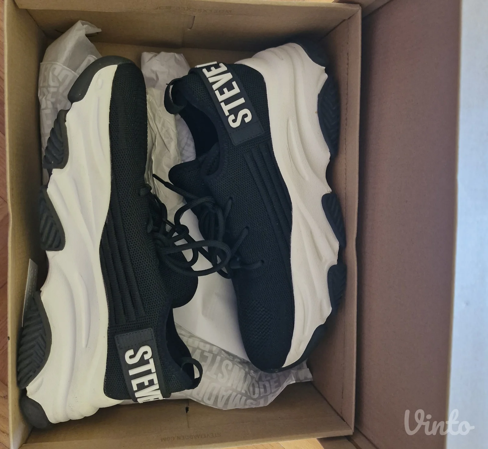 Steve Madden patike