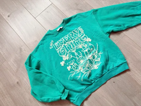 Bershka duks oversize