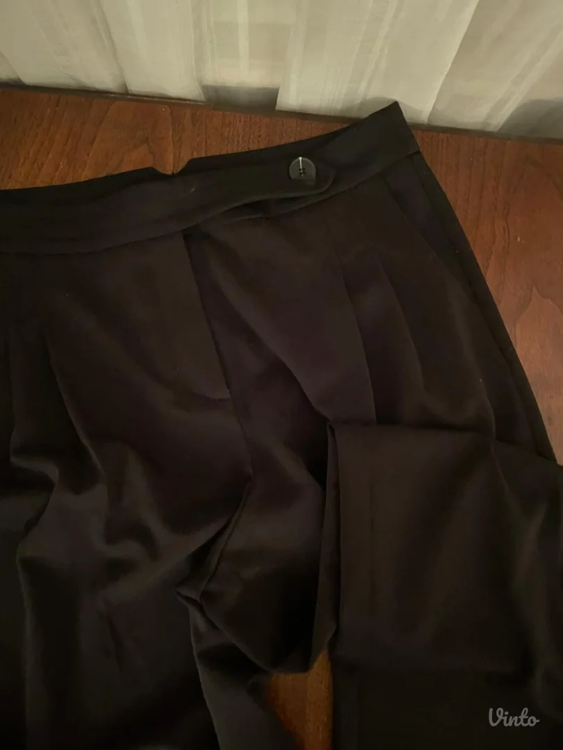 Crne ženske pantalone