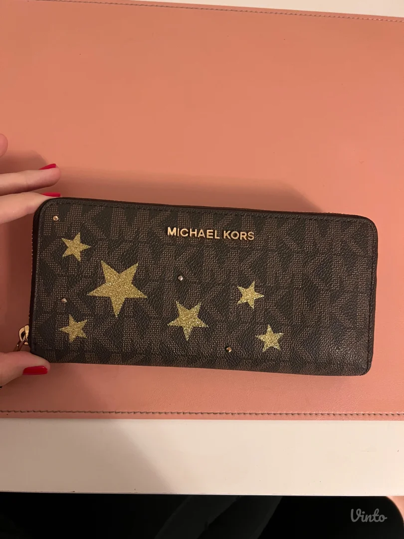 Michael Kors novčanik sa zvezdicama (nikad korišćen)