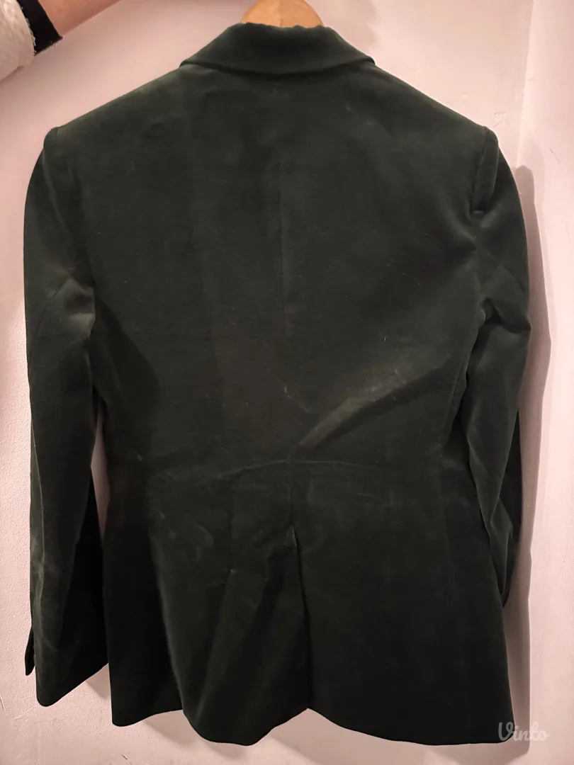 Zara zeleni plišani sako (S) – nov, nikada nošen