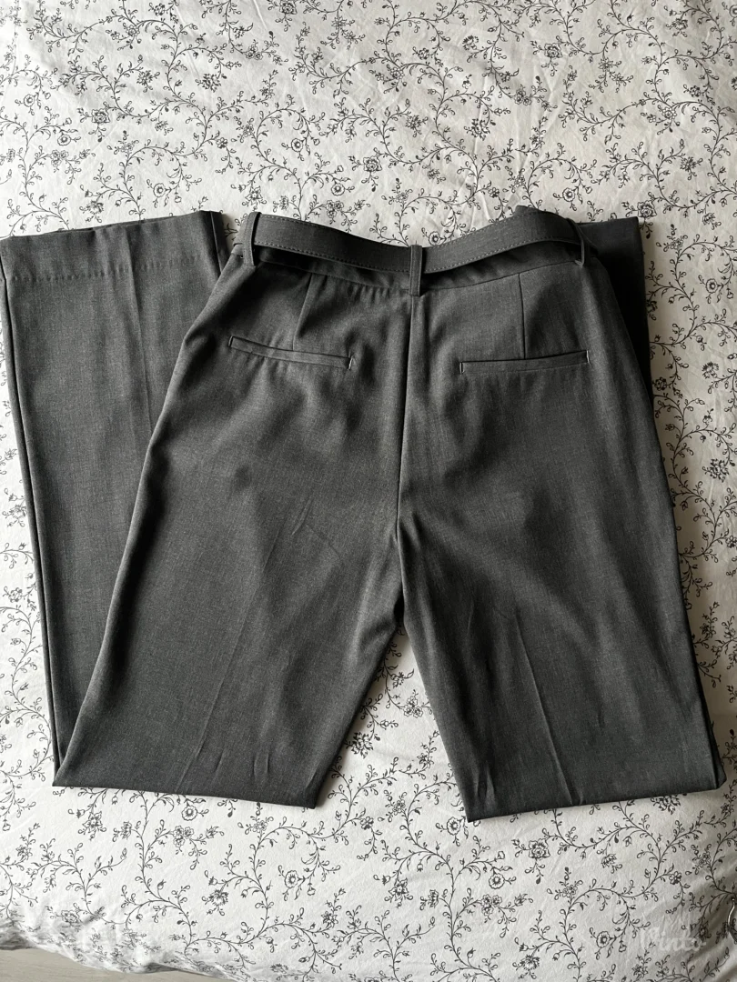Zara pantalone