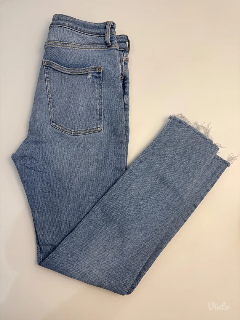 Zara-uske pocepane farmerke