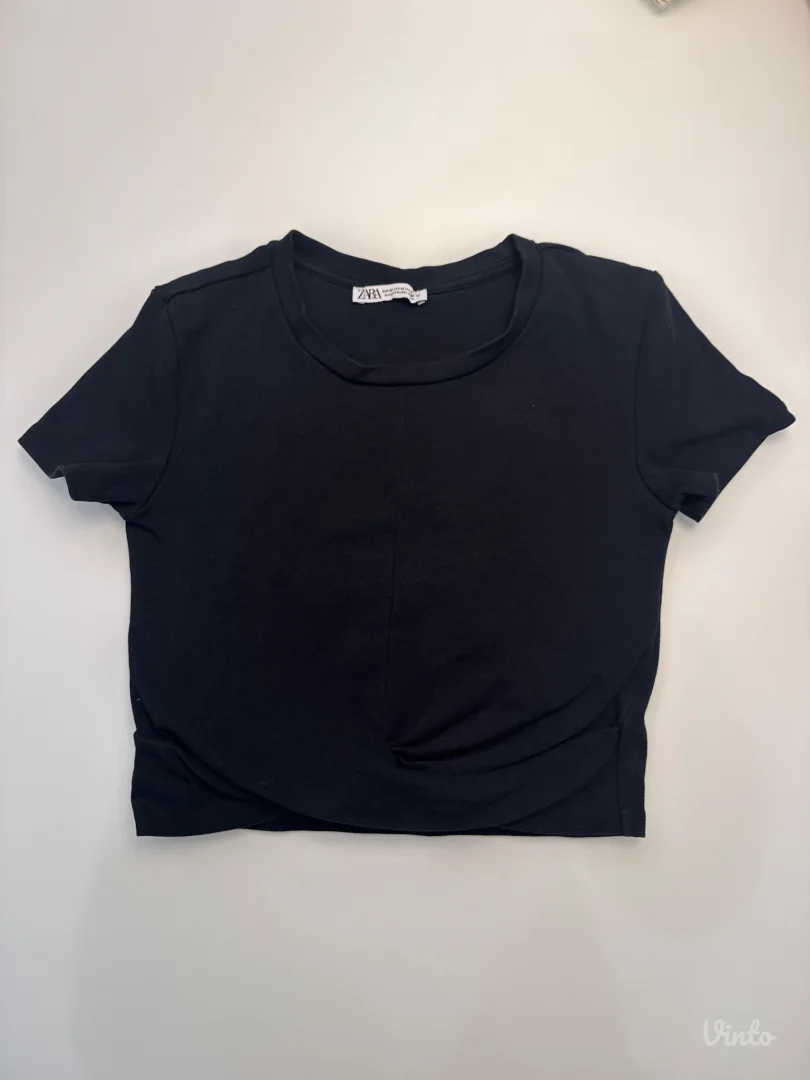 Zara-kratka crna majica