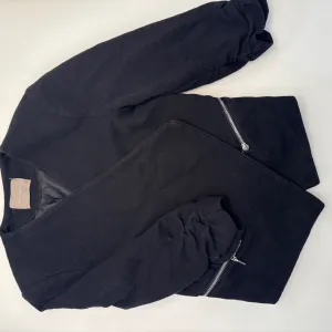 Asimetrični Orsay blejzer