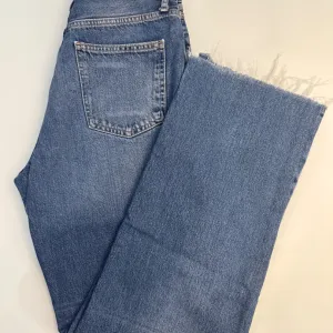 Zara-farmerke širokih nogavica