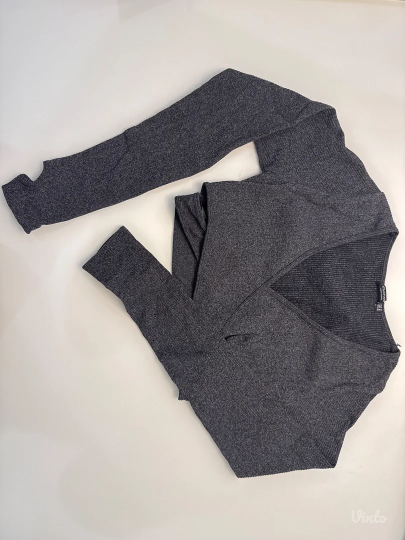 Stradivarius kratka majica