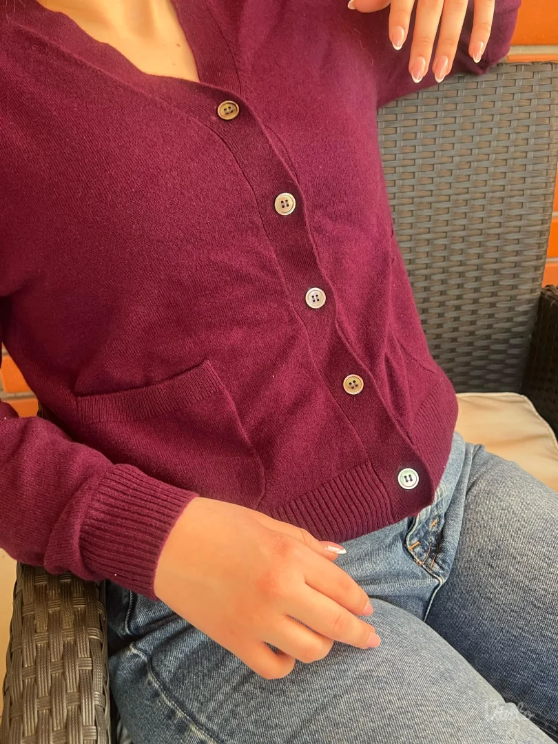 Zara - Džemper sa dugmićima L