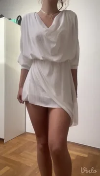 Bela mini-haljina