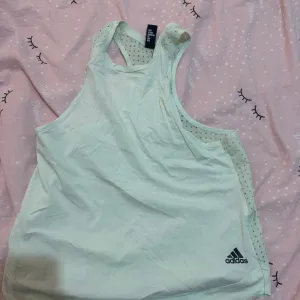 adidas top