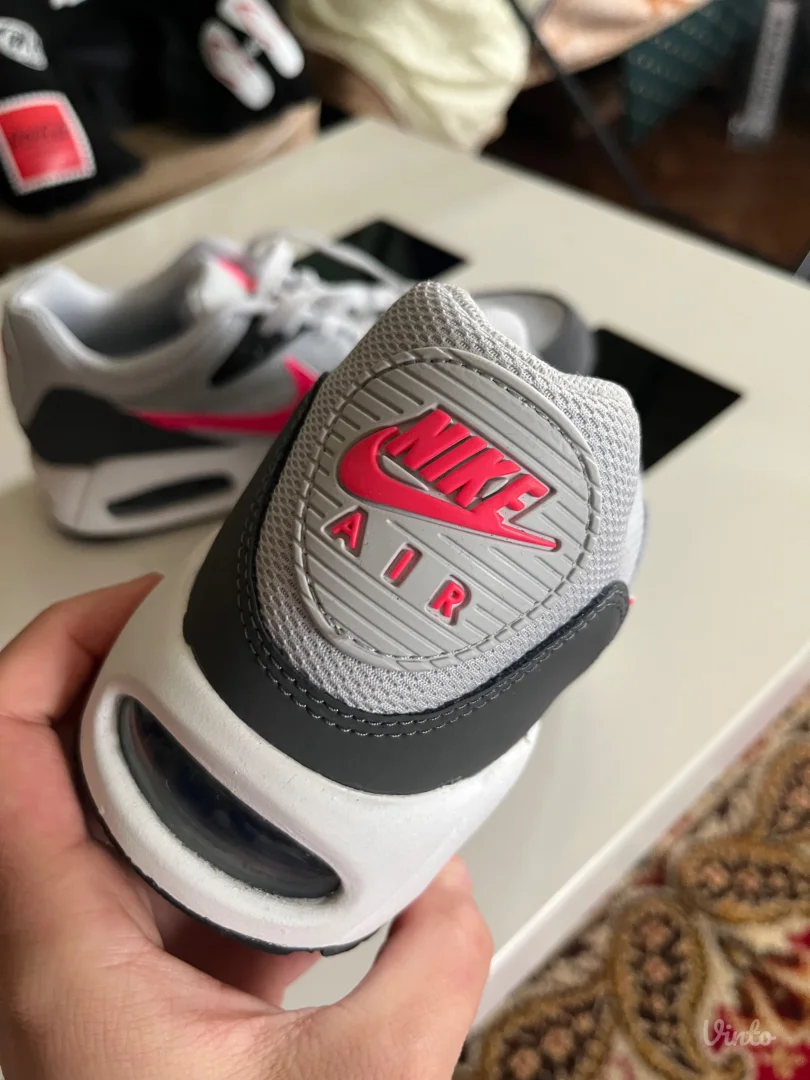 Nike patike nove broj 40.5