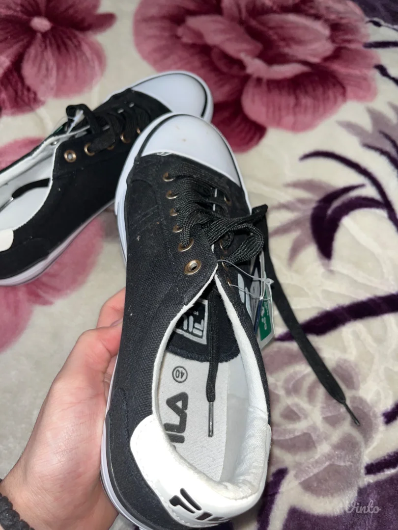 Fila patike broj 40, nove sa etiketom