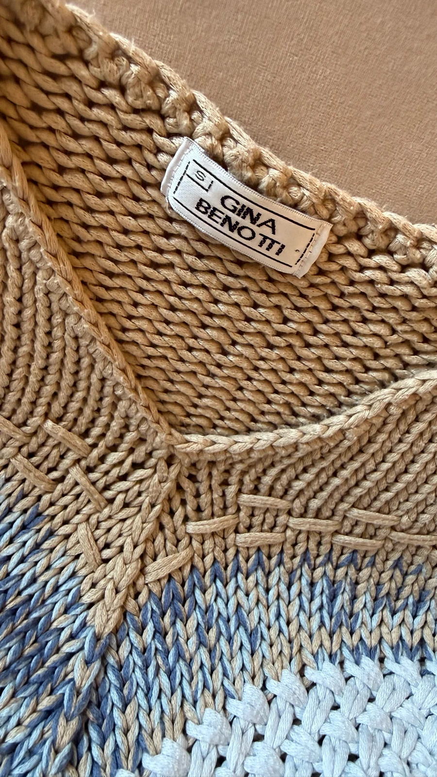 Džemper sa teksas detaljima S