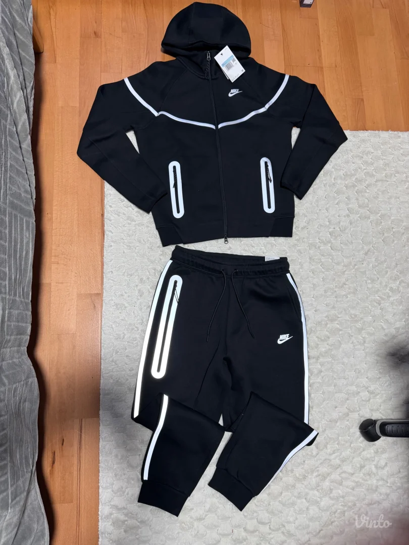 Nike Tech Fleece Reflective M