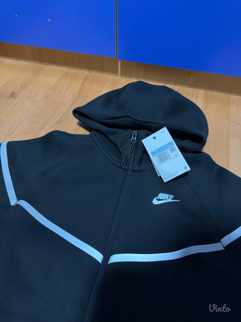 Nike Tech Fleece Reflective M