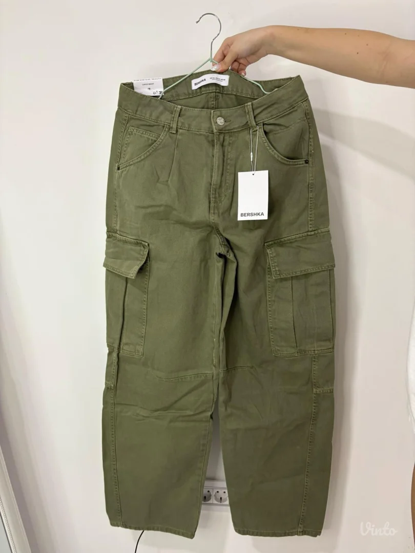 Bershka pantalone
