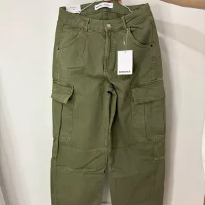 Bershka pantalone