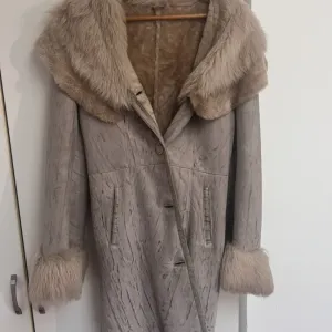 Monton sa pravim krznom