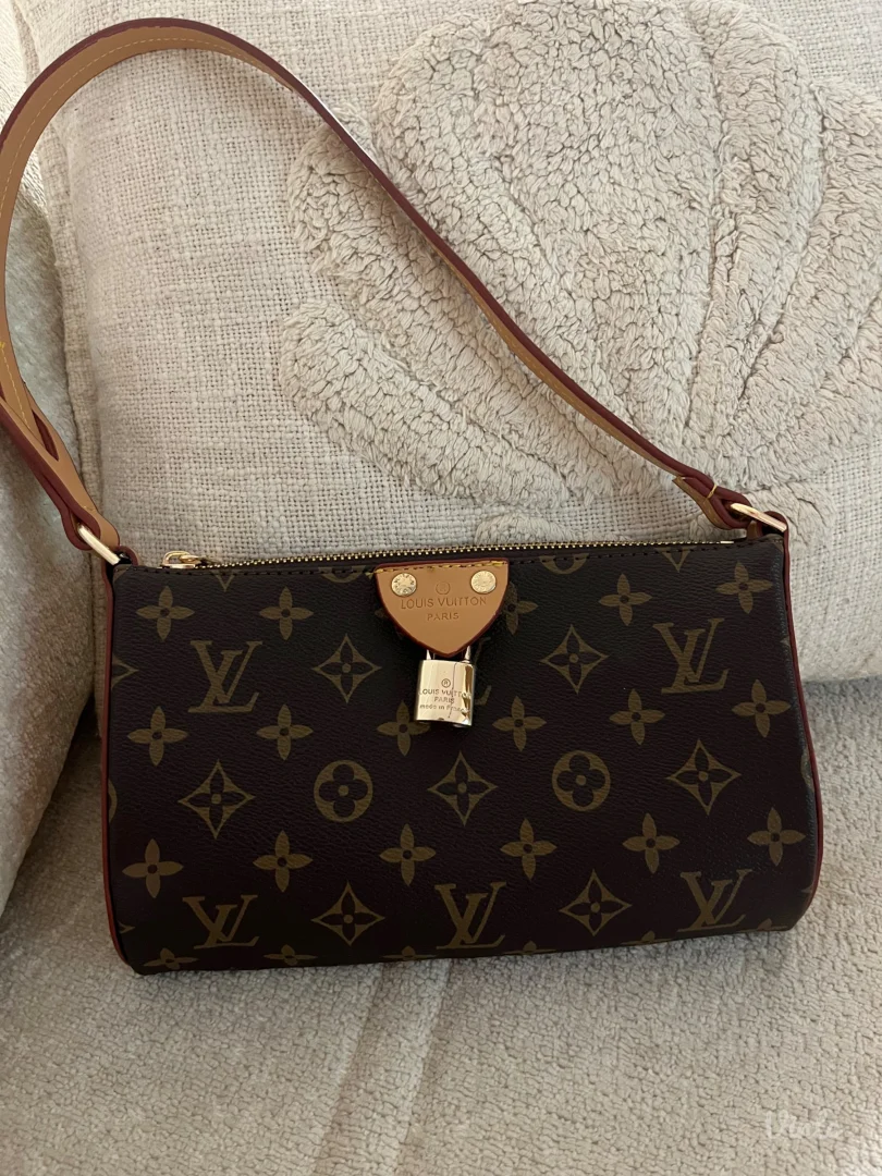 Nova Lv pochette tirette torbica