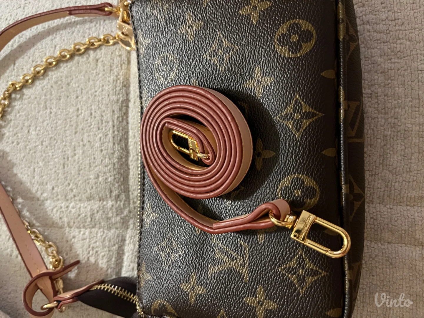 Nova torbica pochette