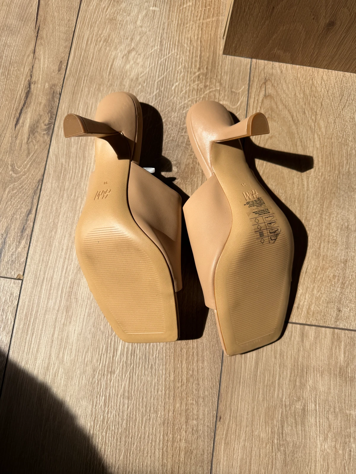 H&M papuče sa štiklom (novo) 38