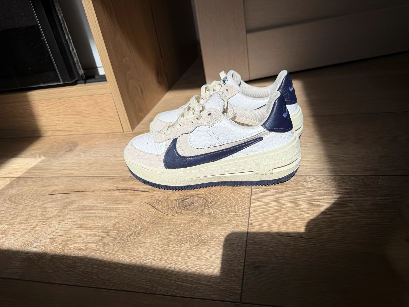 Nike Air Force patike (novo) 37.5